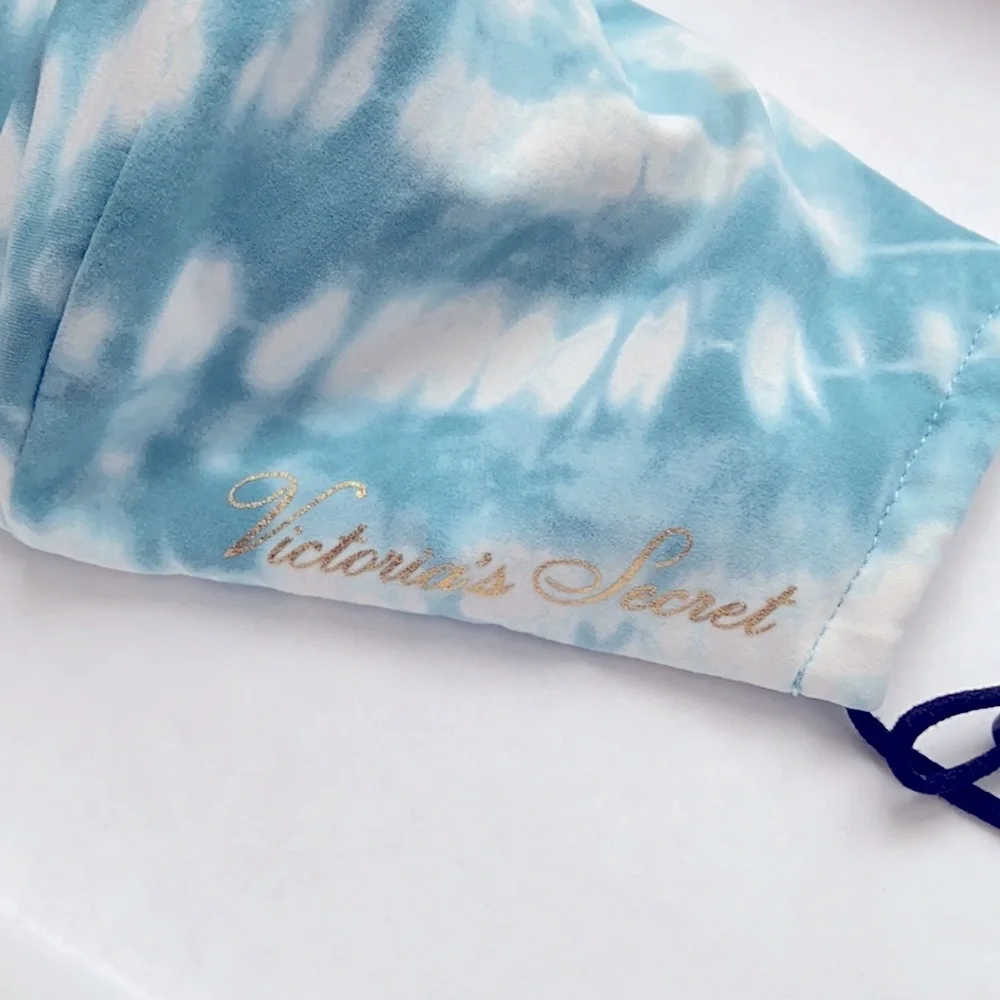 VICTORIAS SECRET REUSABLE FACE MASK tie-dye blue
